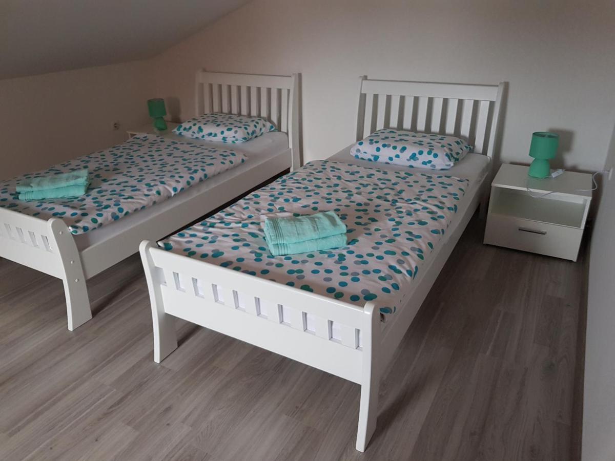 Apartmani Brigita Korenica Zewnętrze zdjęcie